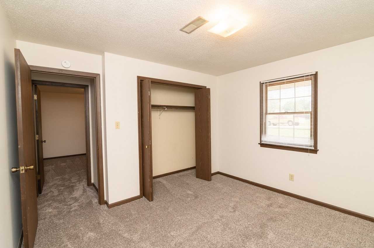 2313 Gray Fox Ter #B - Photo 4 of 13