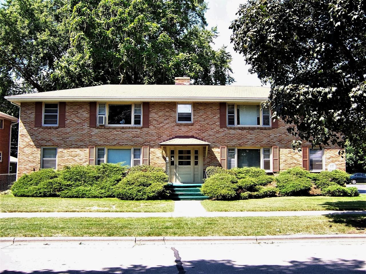 402 Pawling St #2 - Photo 2 of 2