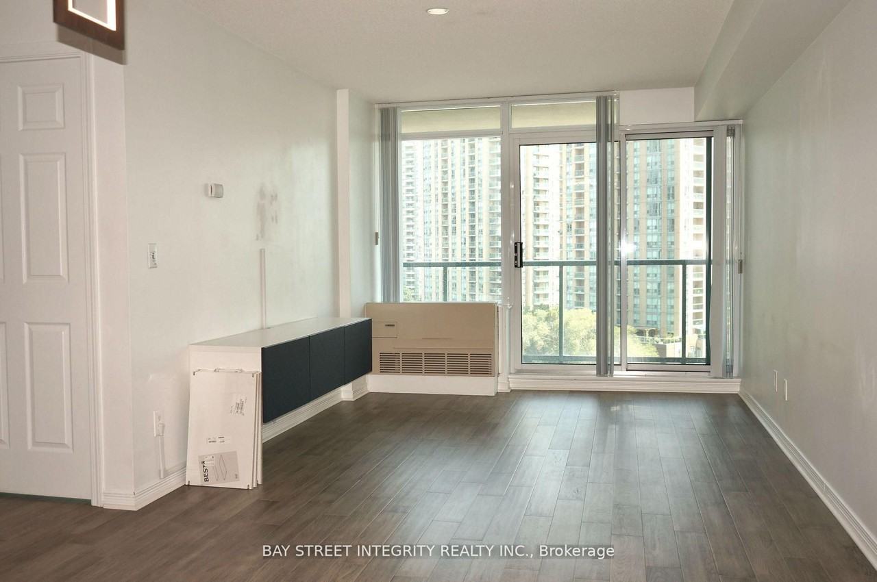 5500 Yonge Street #1011 - Photo 4 of 18