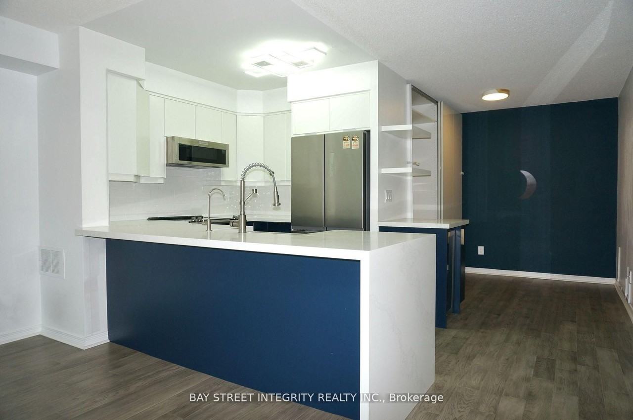 5500 Yonge Street #1011 - Photo 7 of 18