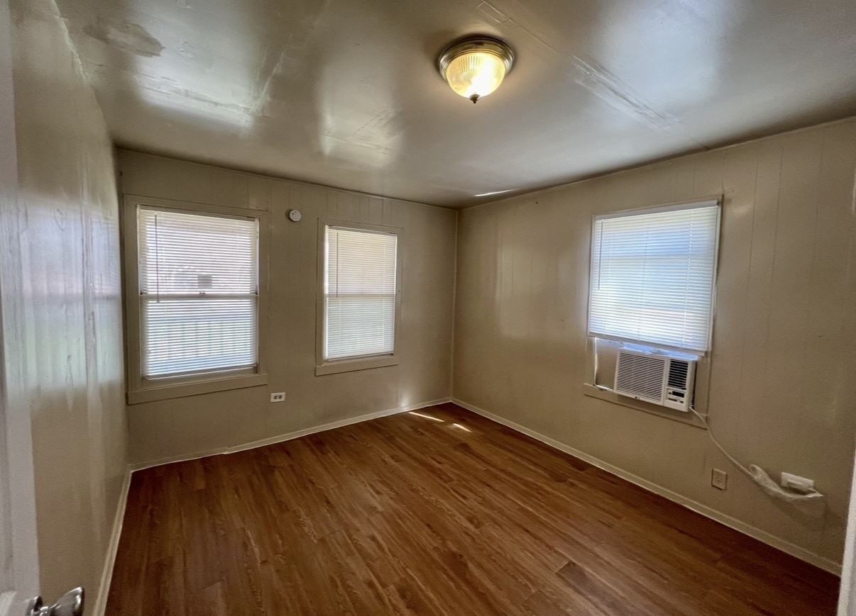 514 Ruddy St #B - Photo 5 of 18