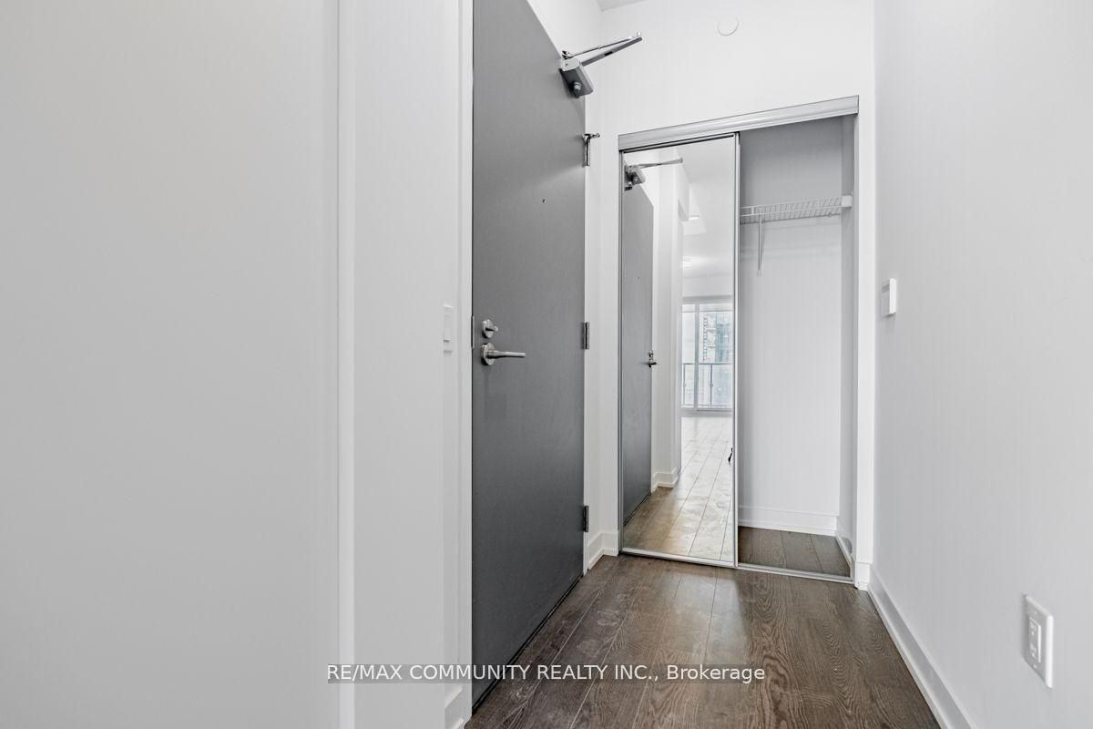 20 O'Neill Road #1417 - Photo 2 of 14