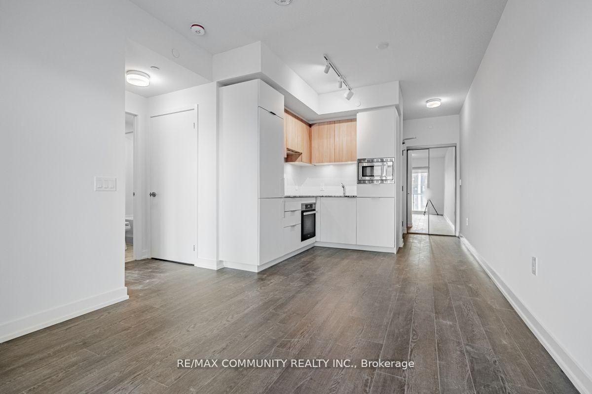 20 O'Neill Road #1417 - Photo 7 of 14