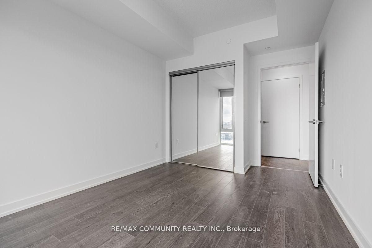 20 O'Neill Road #1417 - Photo 6 of 14