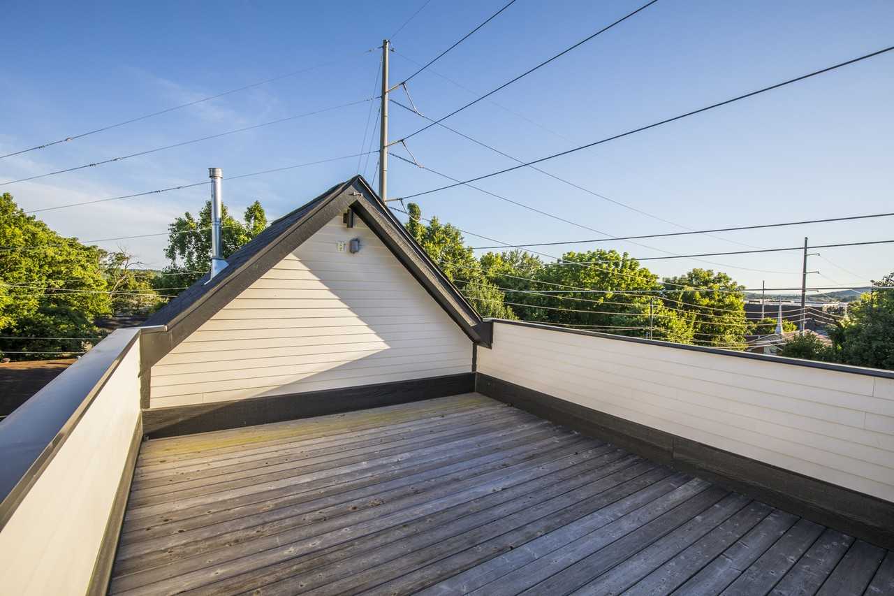 730 W Stone St - Photo 5 of 27