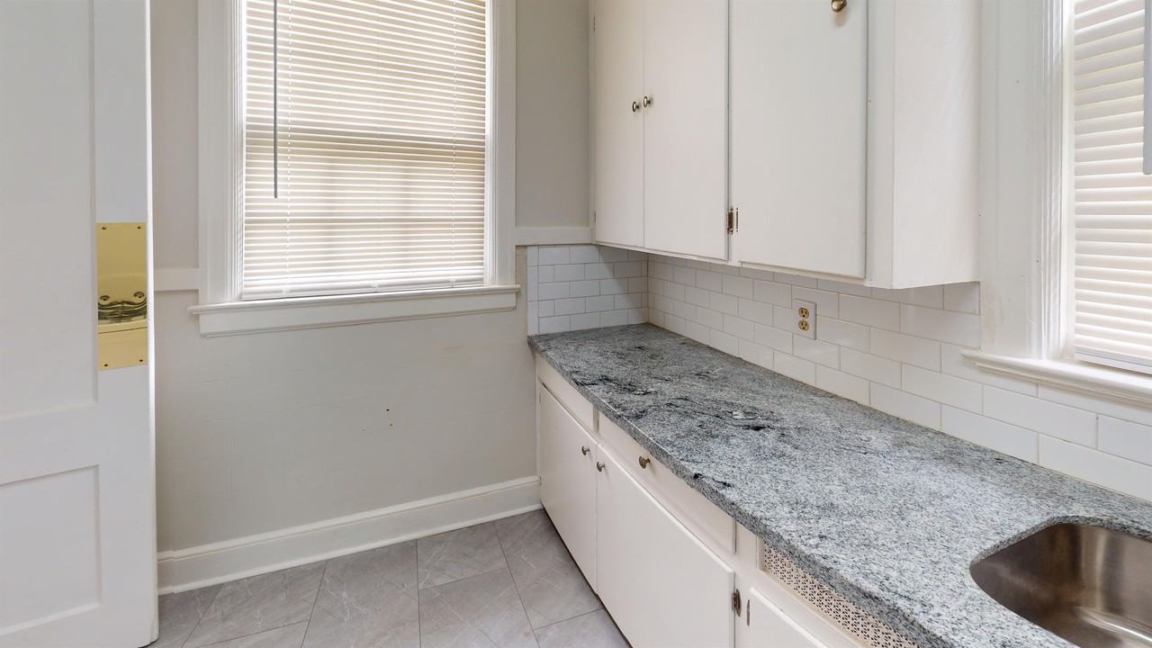 603 Hubbard St #A - Photo 7 of 10