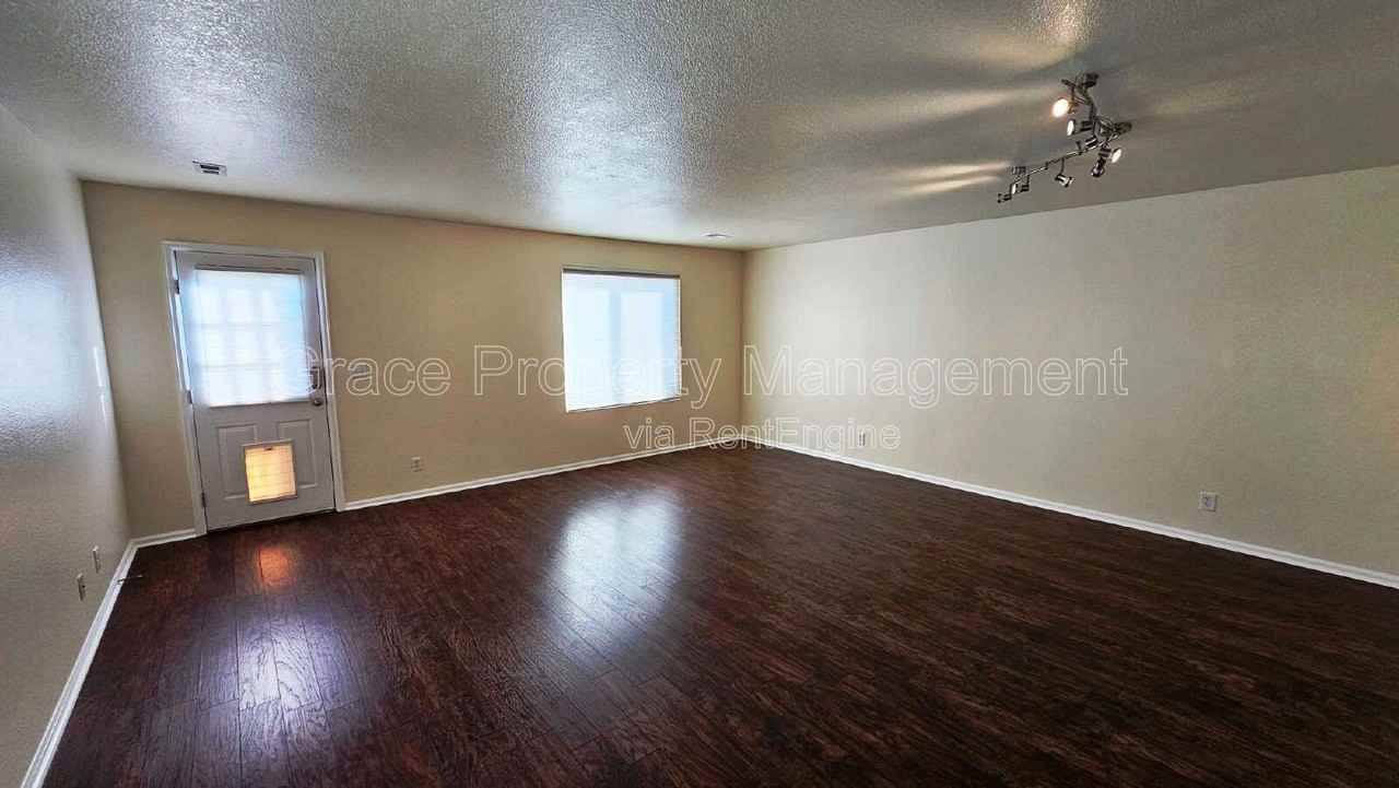 10700 Kimblewyck Cir #120 - Photo 6 of 22