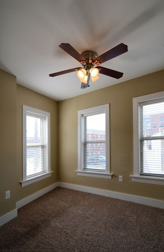 1651 N Pearl St - Photo 5 of 6