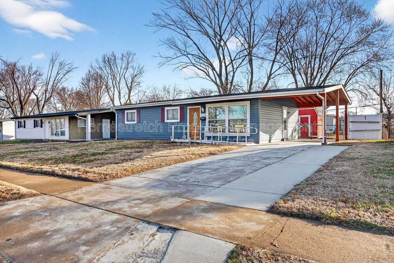 1700 Kay Dr - Photo 2 of 22