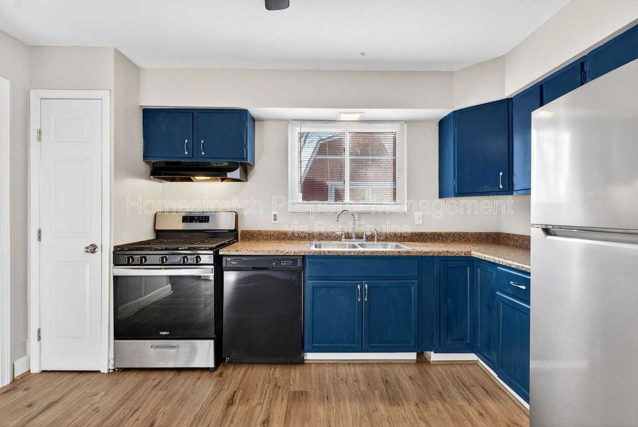 1700 Kay Dr - Photo 3 of 22