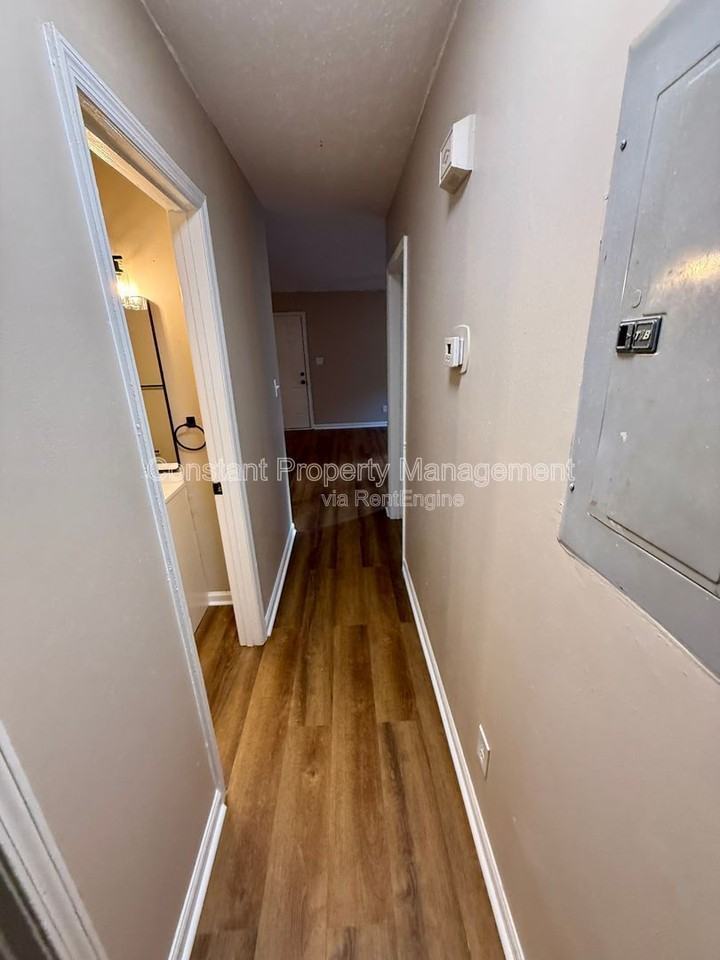 3277 Club Dr - Photo 6 of 13