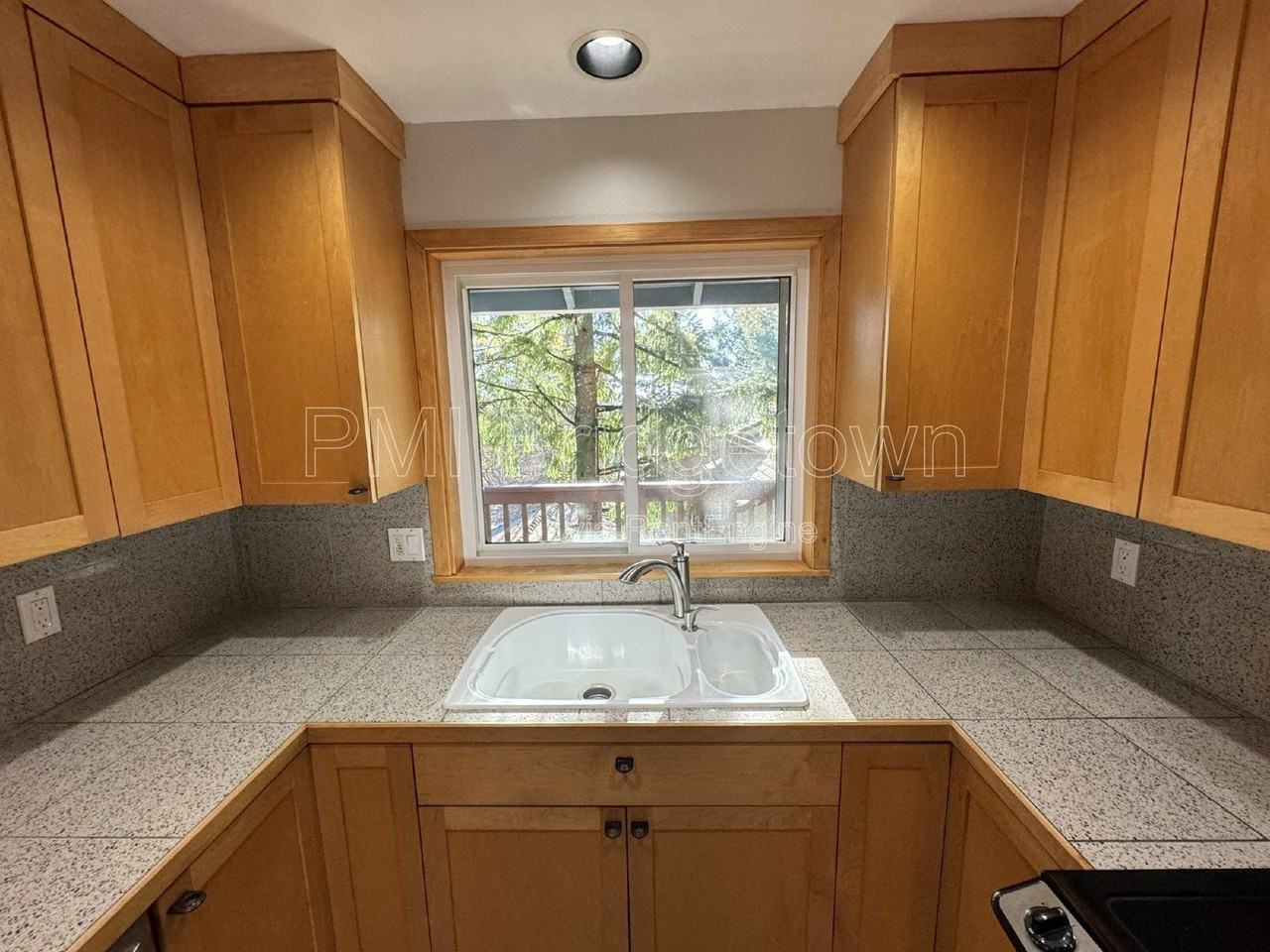 307 Cervantes - Photo 7 of 24