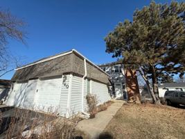 featured image of 140 Leslie Ln