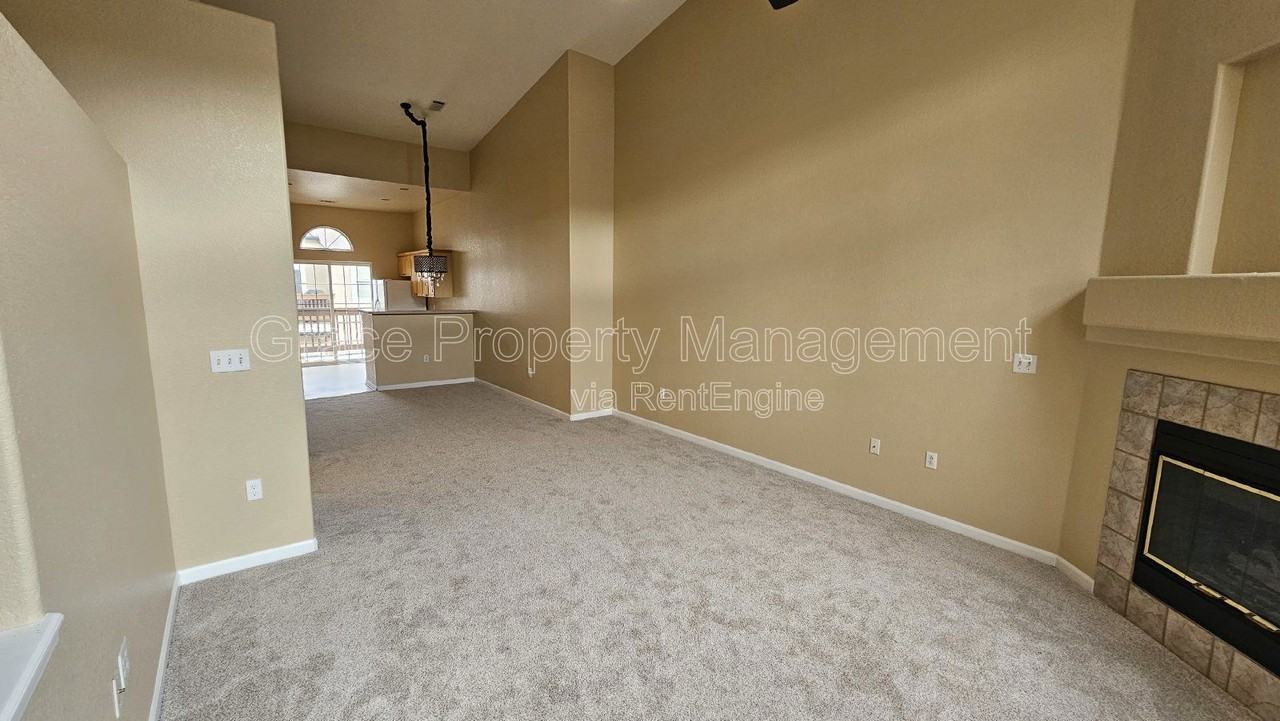 4024 S Carson St #202 - Photo 2 of 22