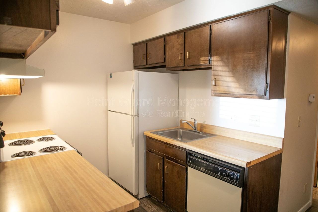 4226 Frances St #82 - Photo 4 of 18