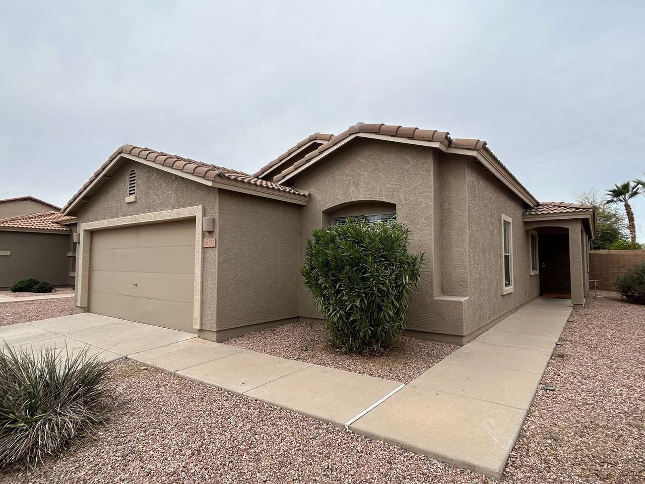 16152 W Calavar Rd - Photo 2 of 15