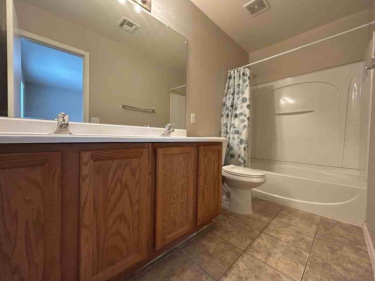 16152 W Calavar Rd - Photo 7 of 15