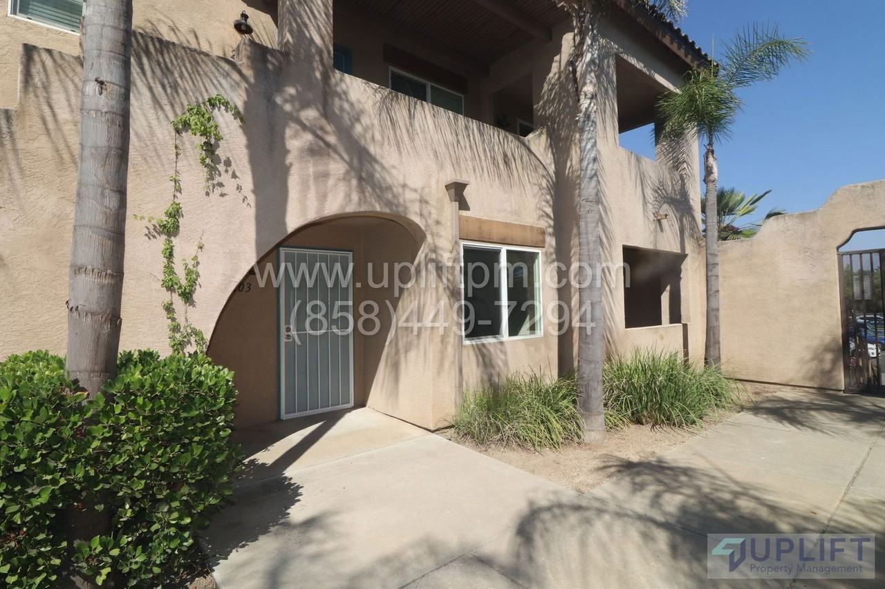 115 6th St #203 - Photo 2 of 13