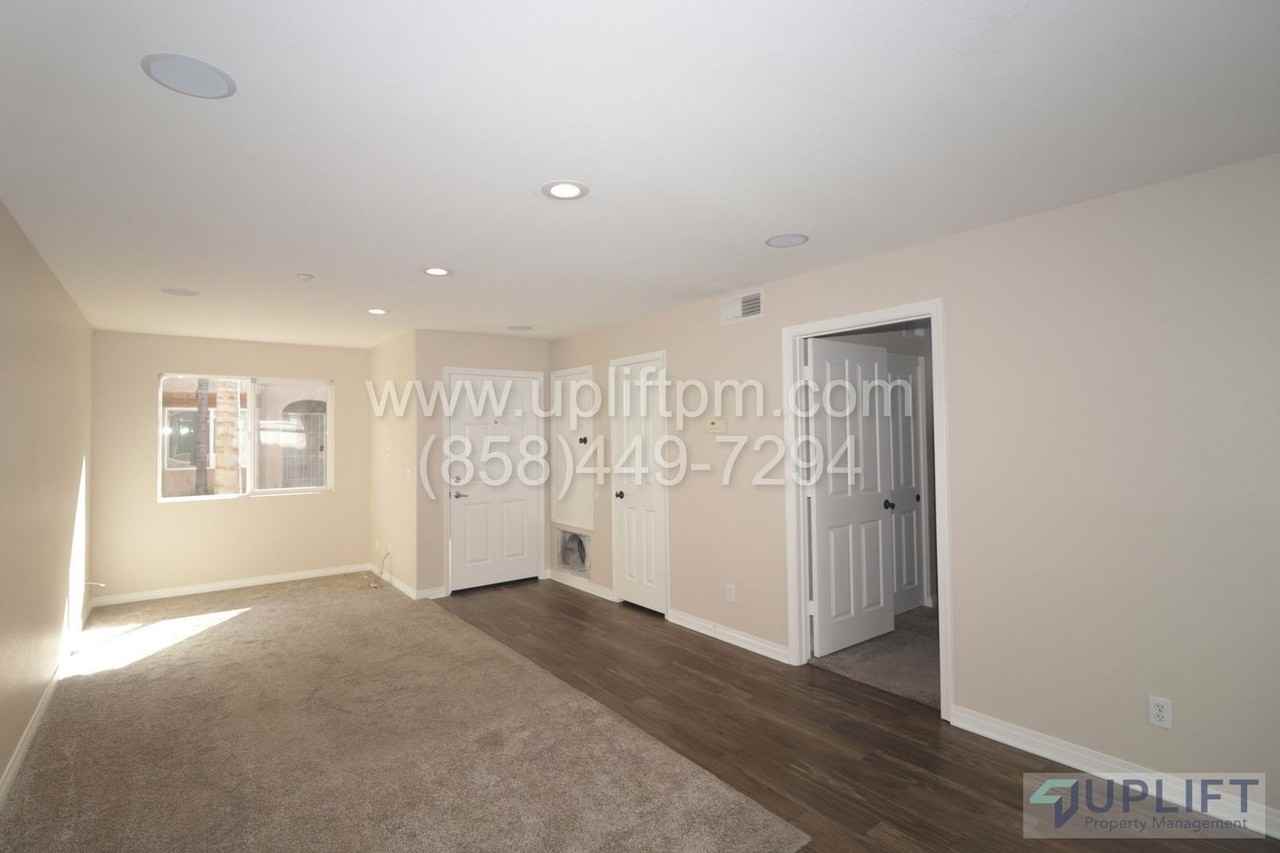 115 6th St #203 - Photo 3 of 13