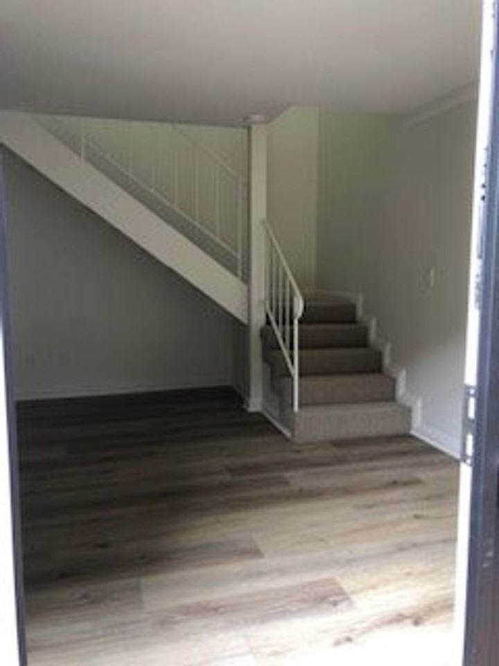 733 Lake St #3 - Photo 4 of 20