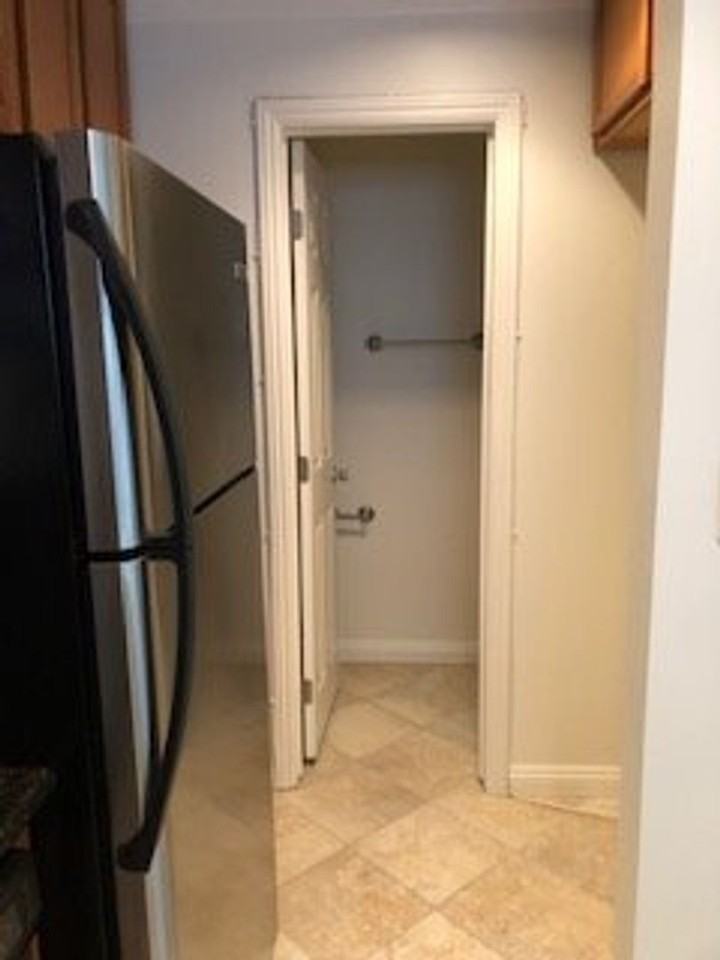 733 Lake St #3 - Photo 7 of 20