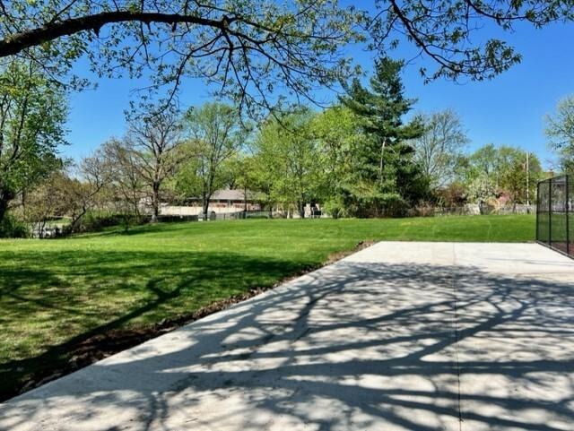 4809 N Knoxville Ave #2GL - Photo 4 of 10