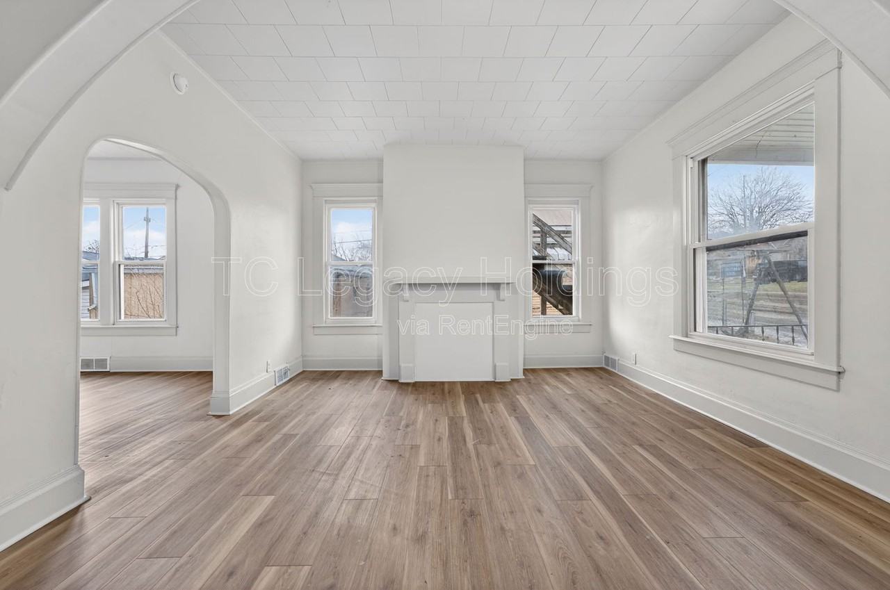 1409 Hamill Ave - Photo 6 of 31
