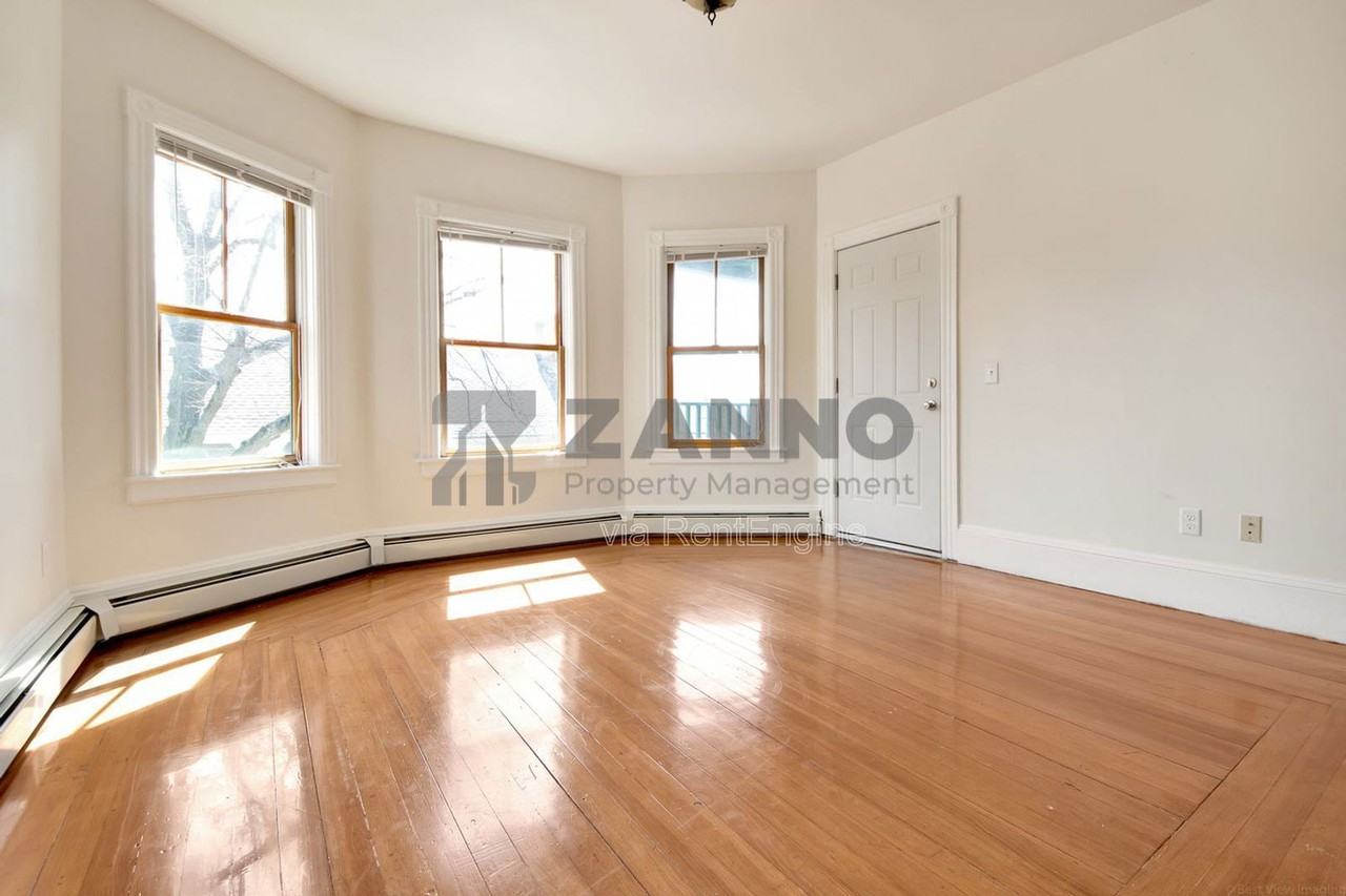 19 Arnold St #2 - Photo 6 of 24