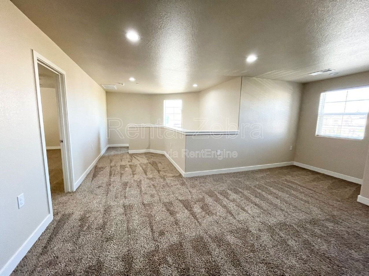 1396 Rincon Dr - Photo 7 of 16