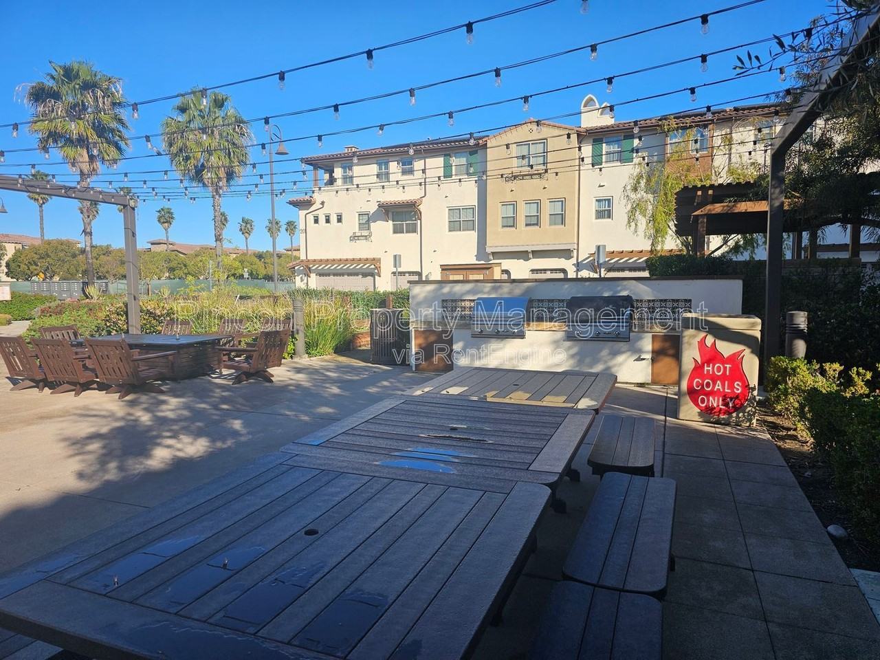 209 Westpark Ct #403 - Photo 4 of 47