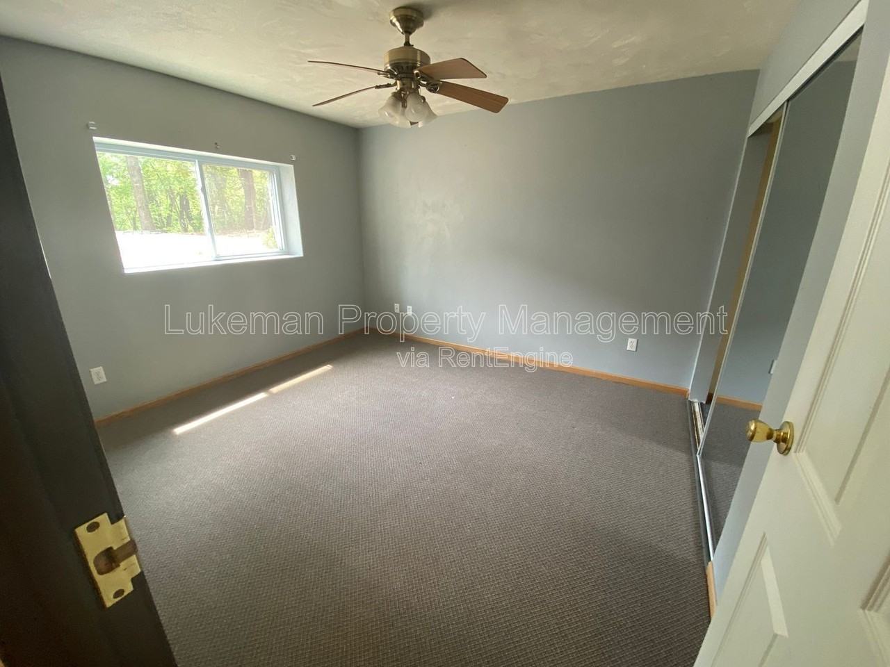 1324 Knollwood Ave - Photo 7 of 22