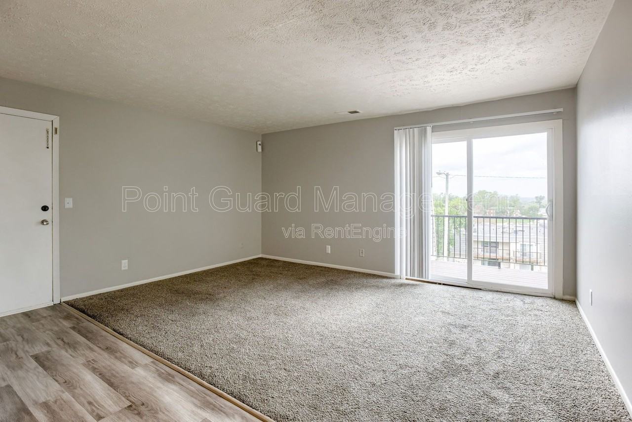 1404 Lee Dr #64 - Photo 2 of 30