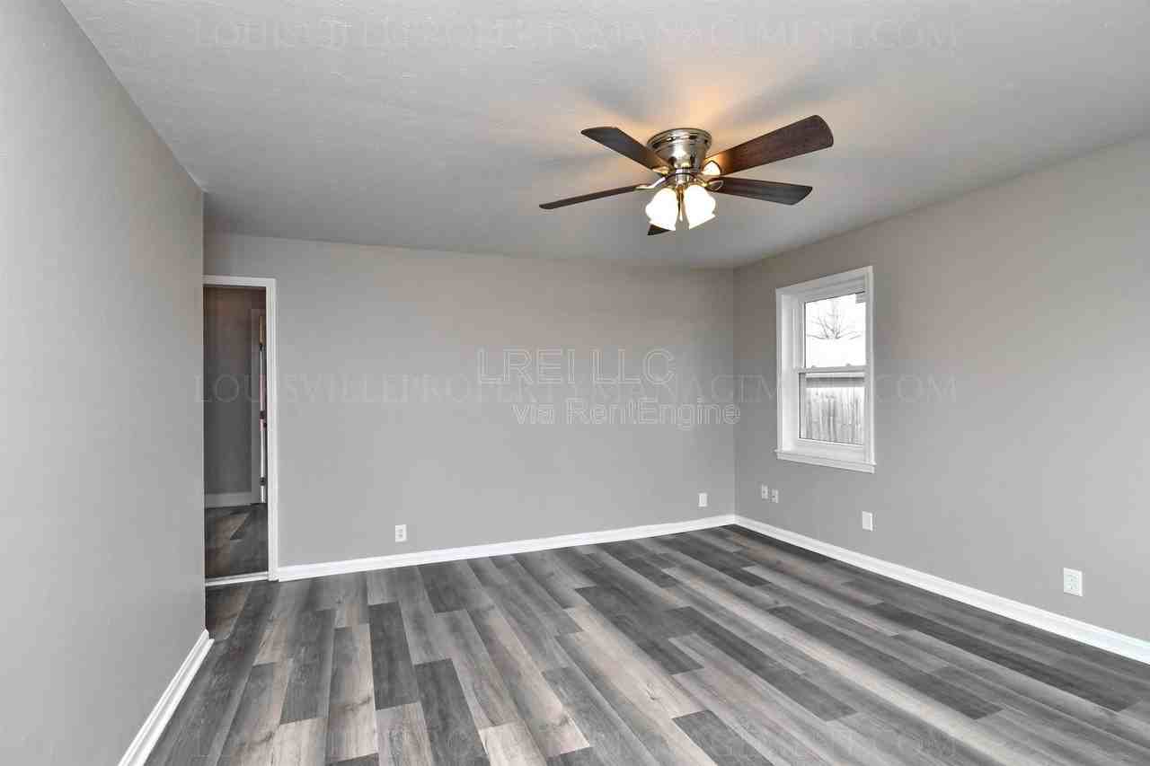 9002 Whippoorwill Rd - Photo 2 of 24