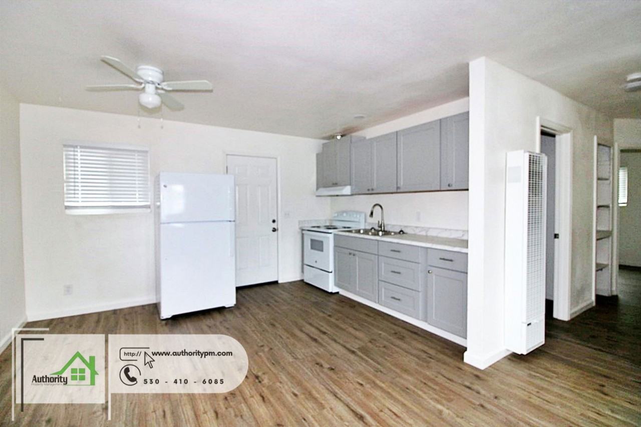 2735 Radio Ln #A - Photo 6 of 13