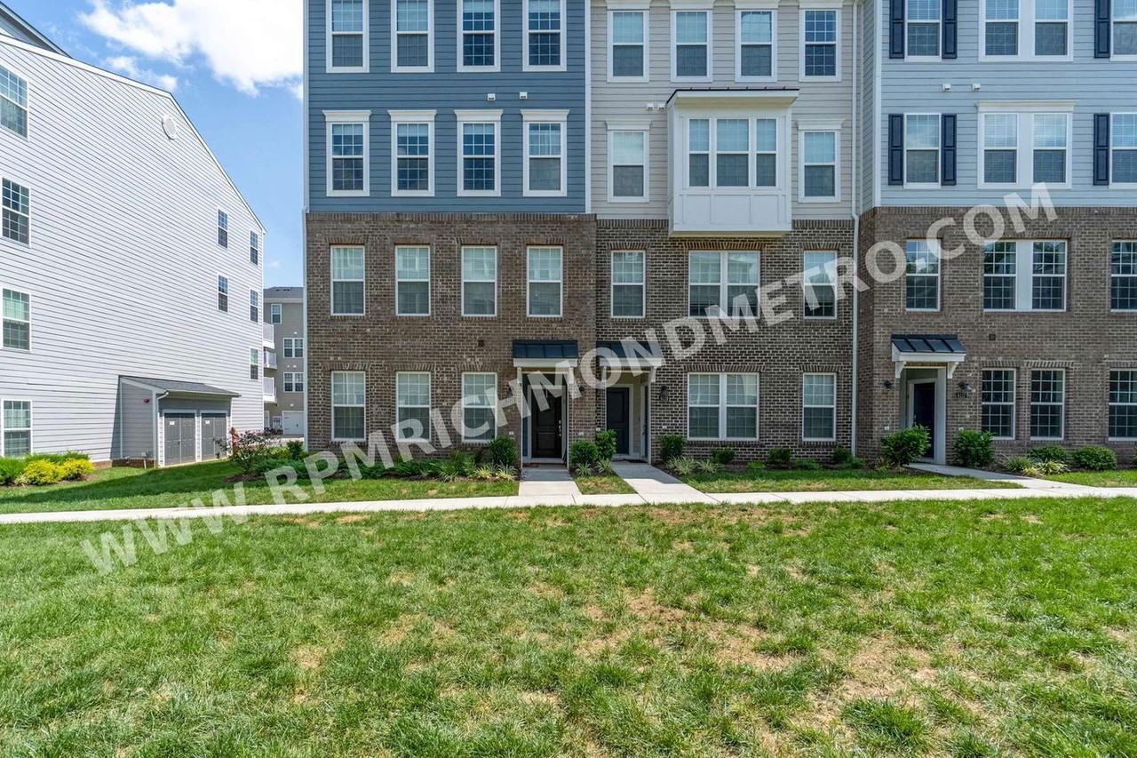 8121 Wistar Creek Mews #B - Photo 5 of 25