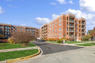 5360 N Lowell Ave #307 - Photo 1 of 1