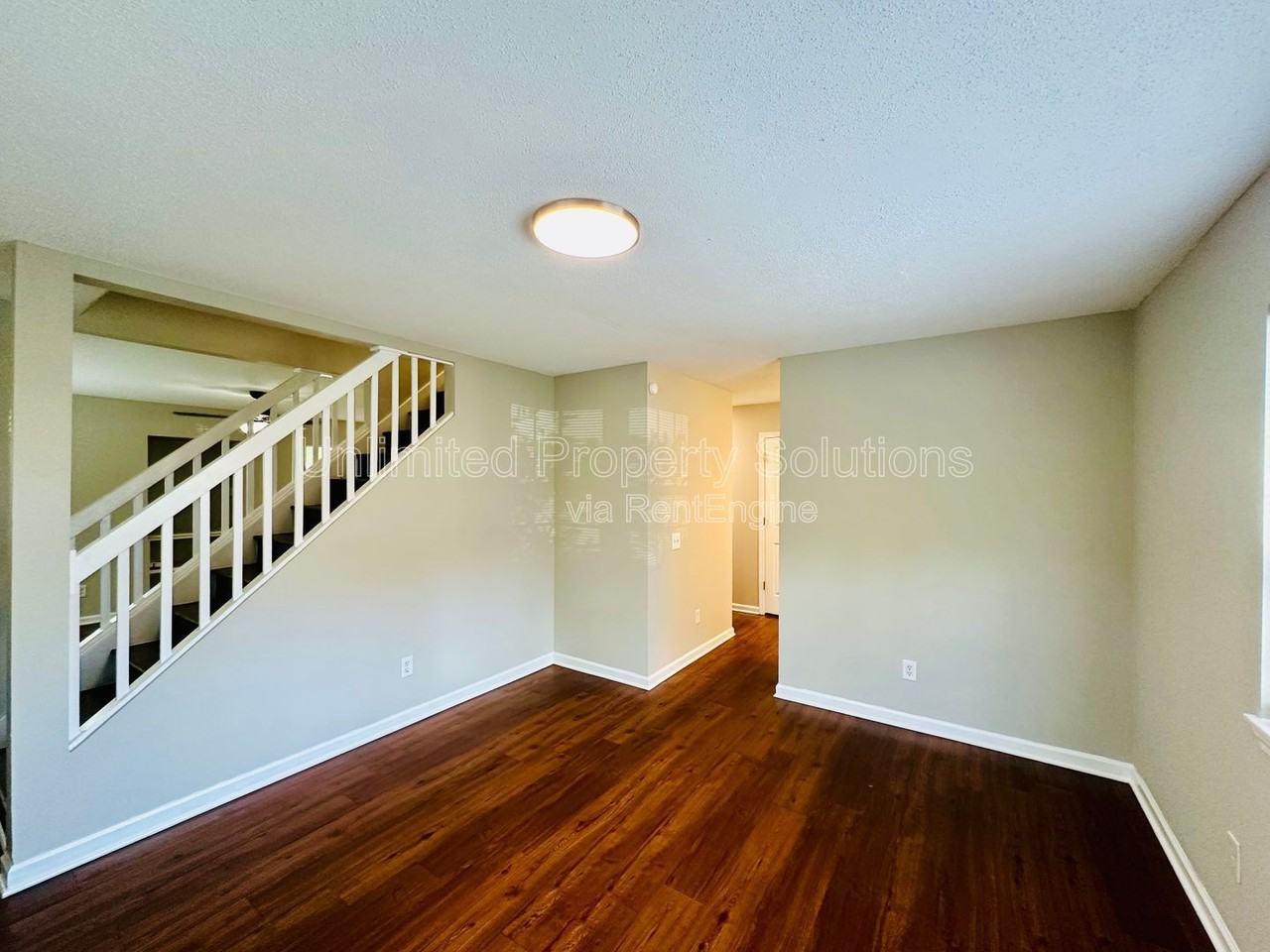 811 Bonham Ave - Photo 7 of 25