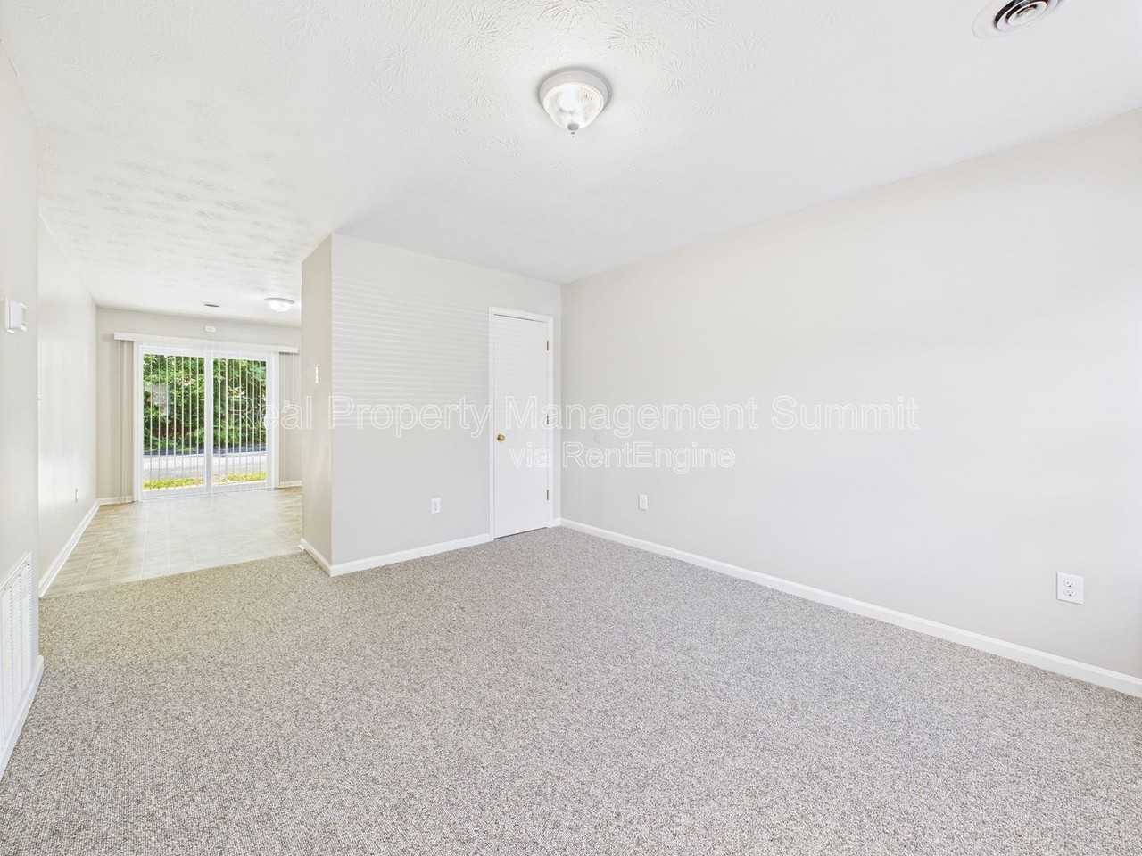 710 Charles St #9 - Photo 2 of 17