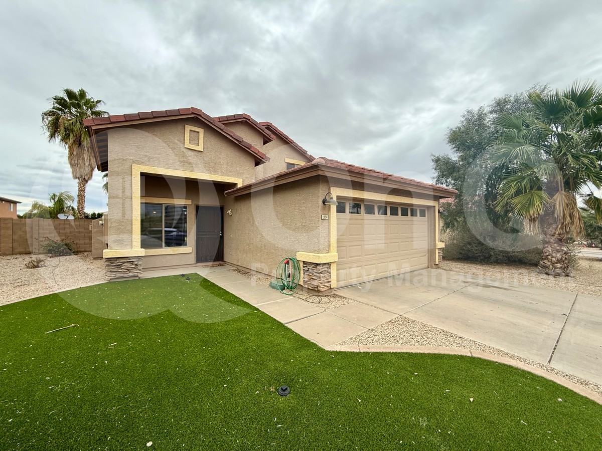 1374 E 10th Pl - Photo 2 of 26