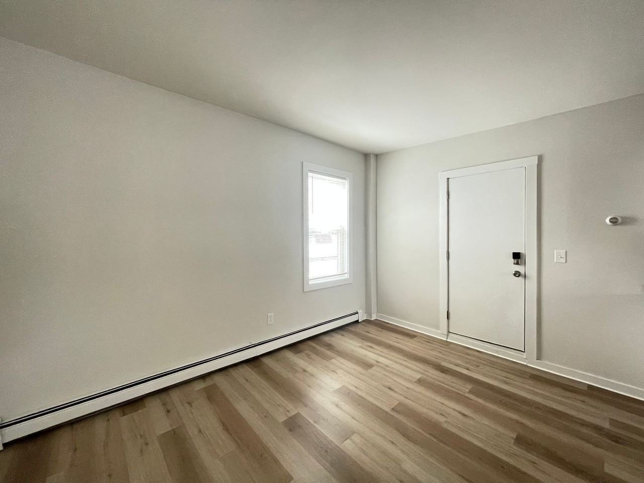 124 Beech St #1N - Photo 6 of 20