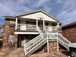 featured image of 109 Se 42nd St #D