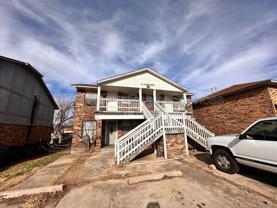 109 Se 42nd St #C - Photo 1 of 1