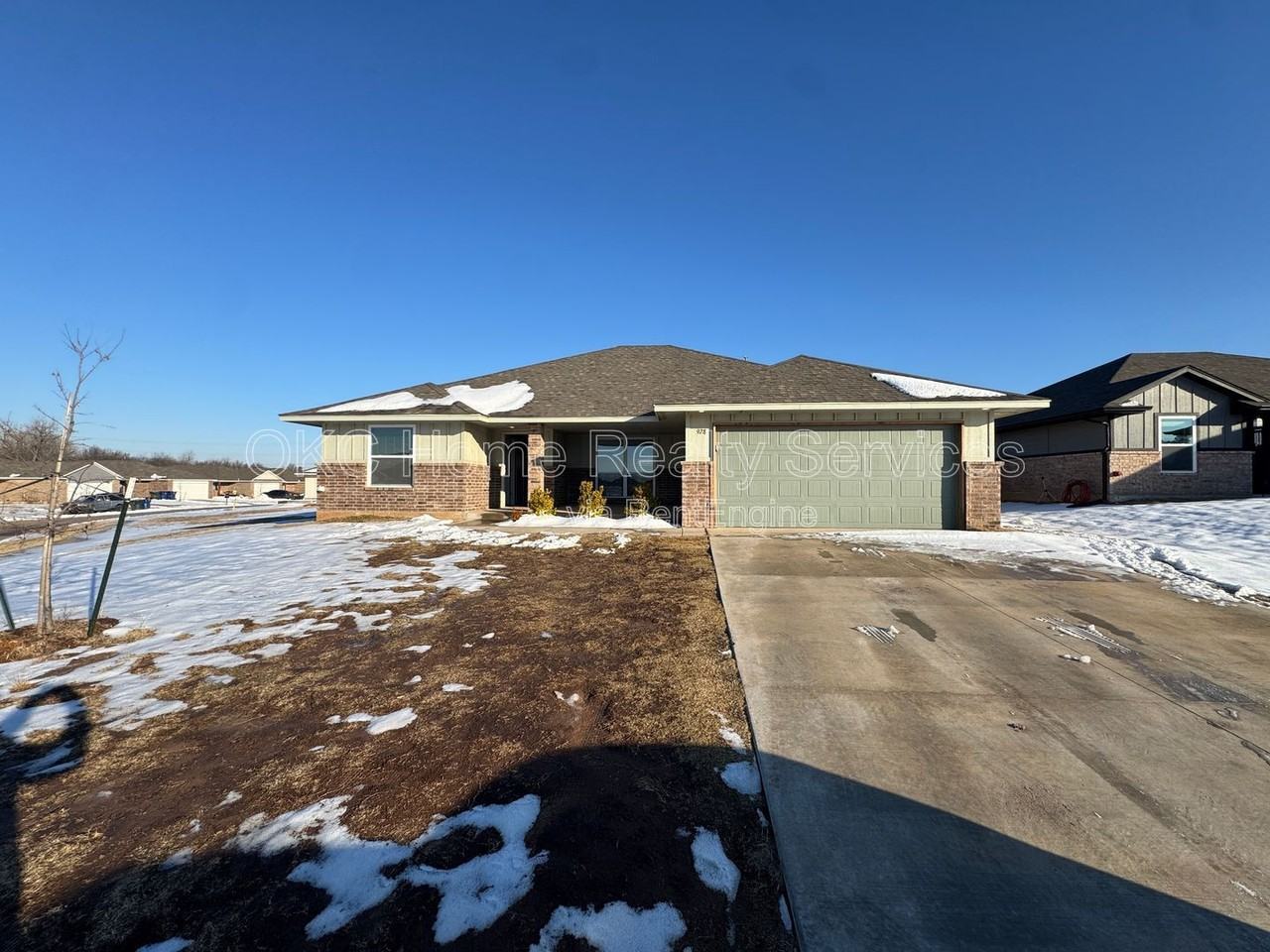 928 Dusky Valley Ln