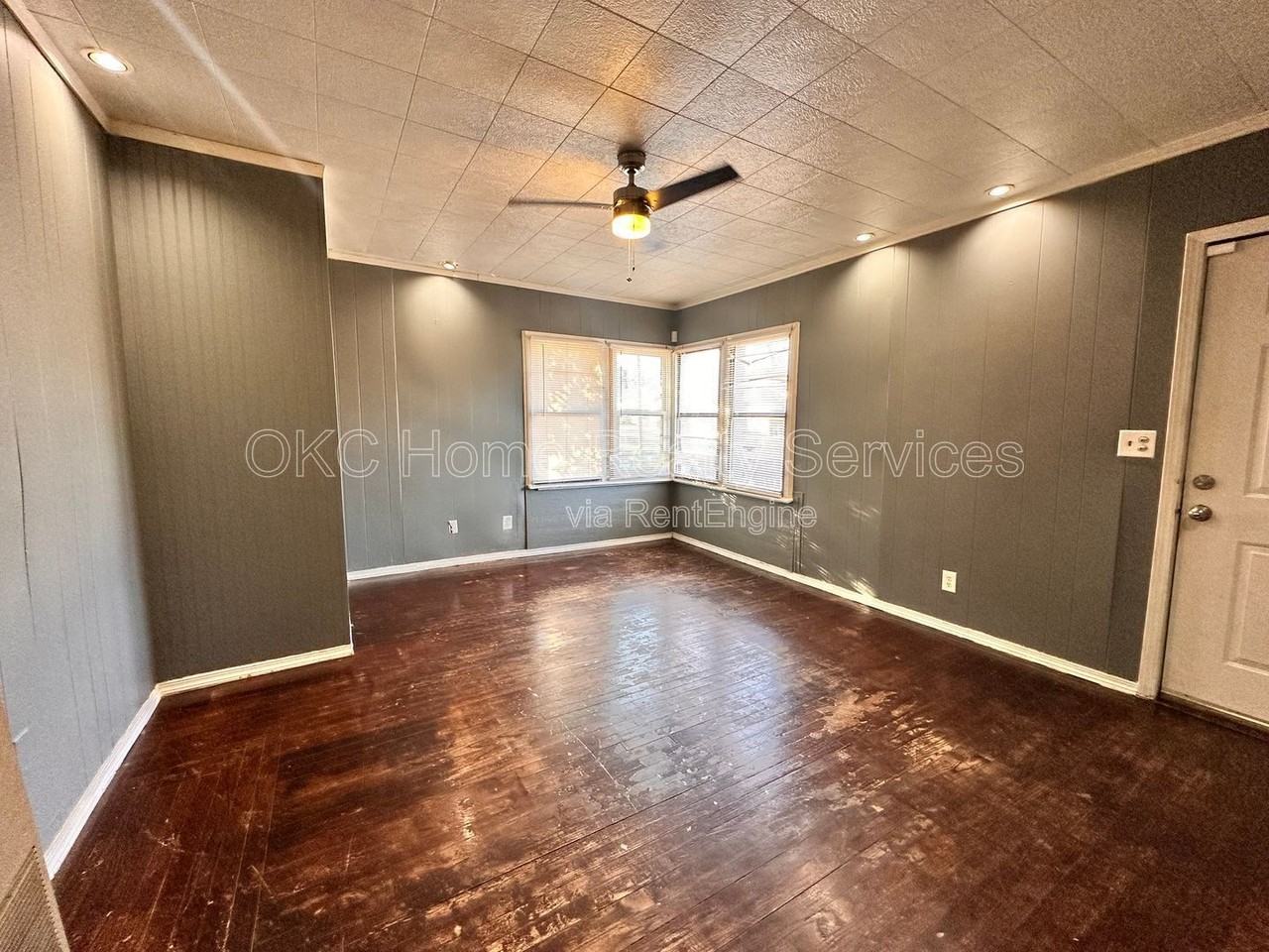 2144 Nw 36th St - Photo 6 of 25