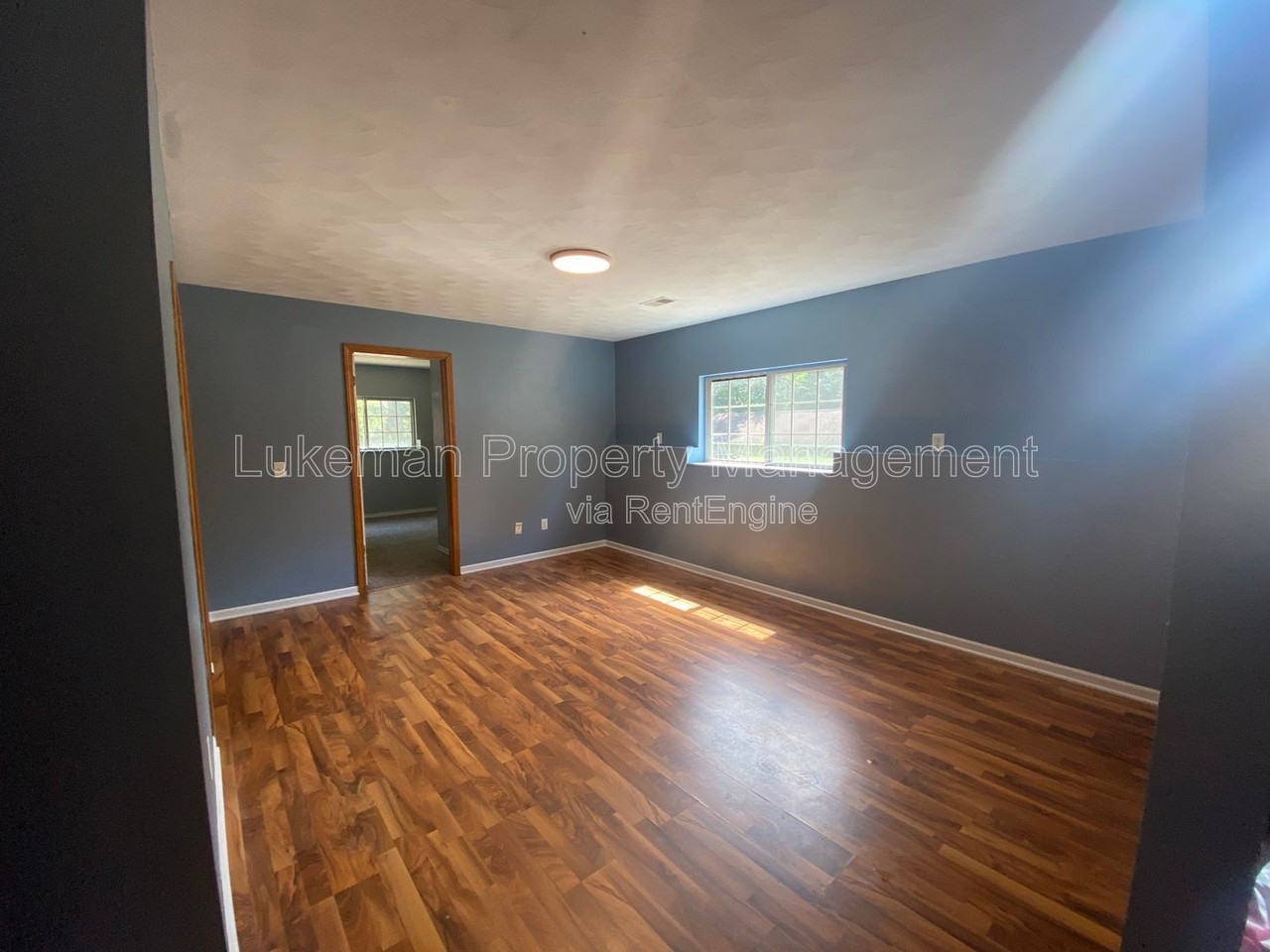 1201 Lafayette Ave - Photo 4 of 26