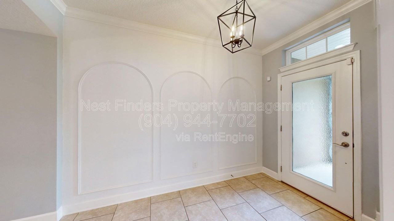 152 Prospect Ln - Photo 4 of 35