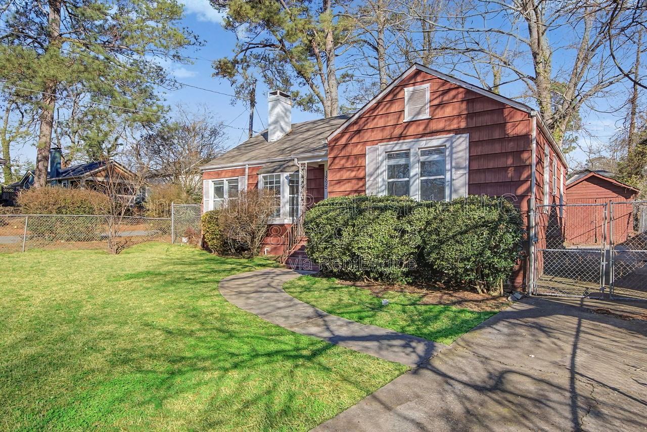 1895 Markone St Nw - Photo 5 of 37