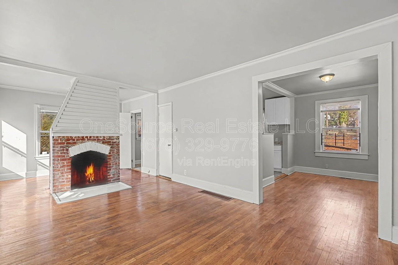1895 Markone St Nw - Photo 6 of 37