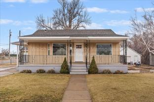 153 Country Club Dr - Photo 1 of 1