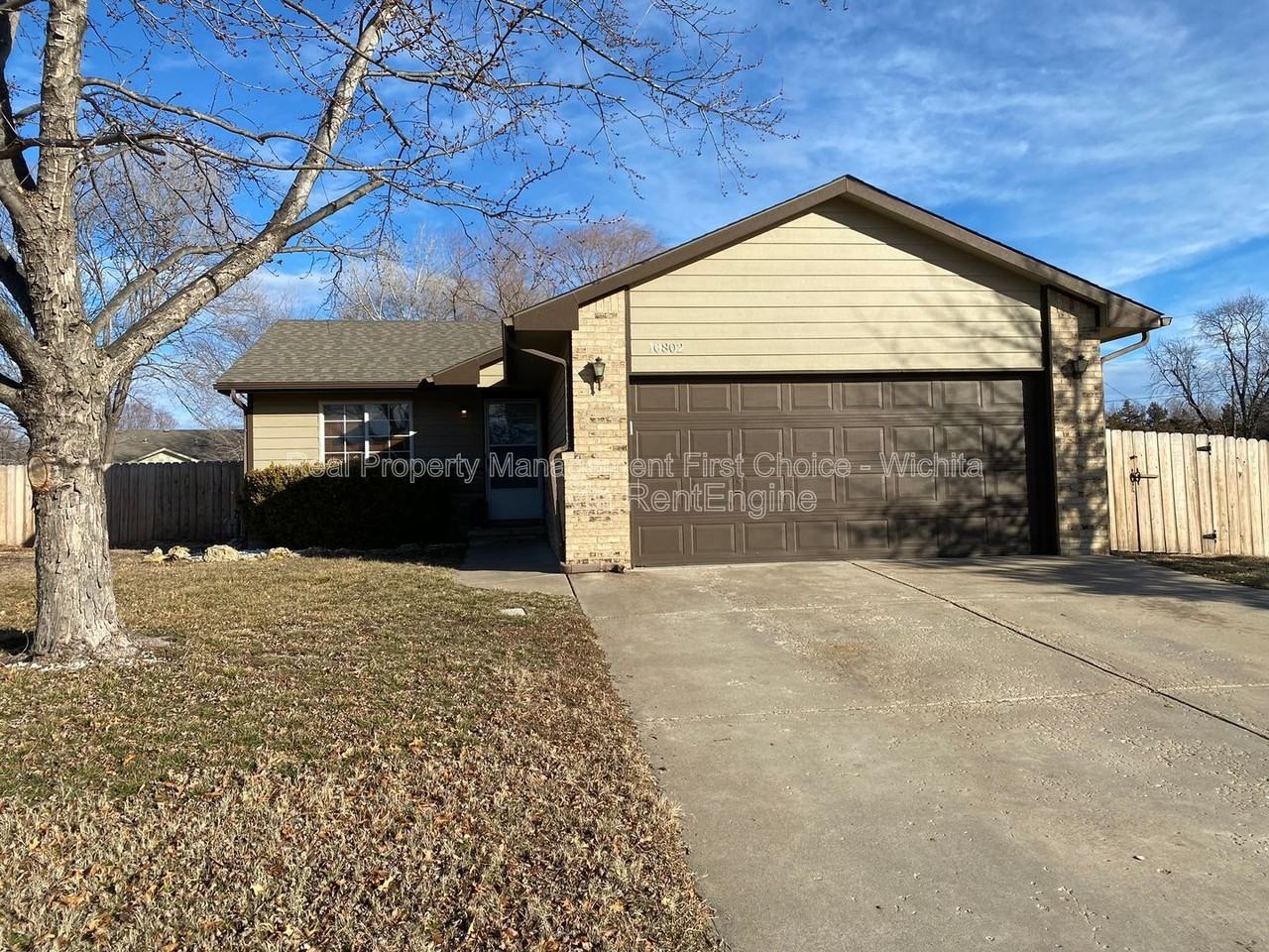 10802 W Carr Ave - Photo 2 of 27